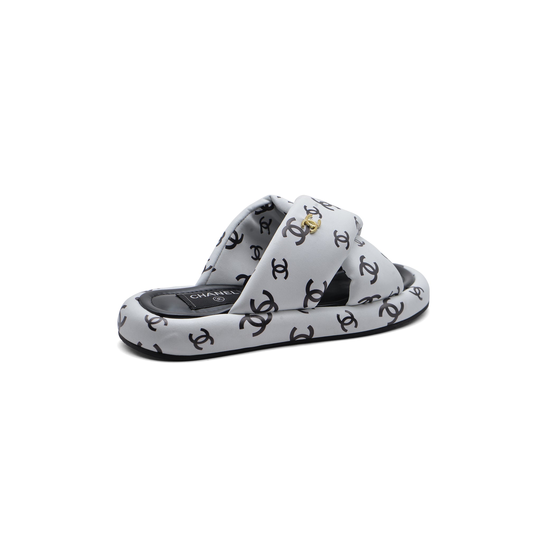 Chanel Puffy Flip Flops Puffy Leather Cross Slipper Woman 9803 White