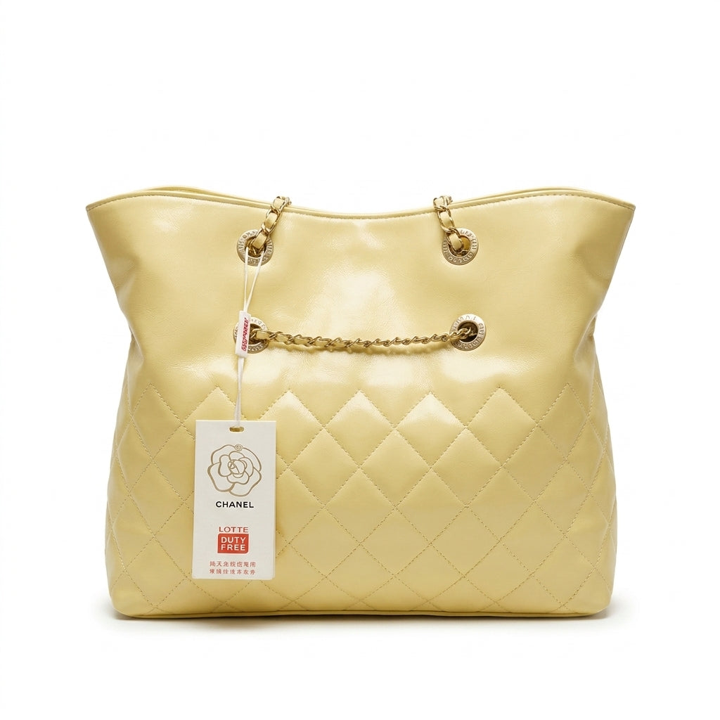 Chanel Quilted Leather Drawstring Shopping Tote Bag Mirror Woman Length 25 cm - Width 30 cm AS6111 Yellow