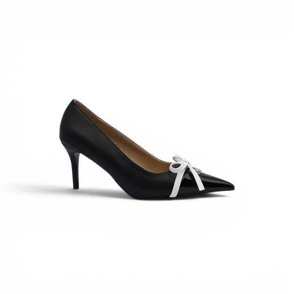Valentino Garavani Bepointy Pumps Heels Woman V257 Black