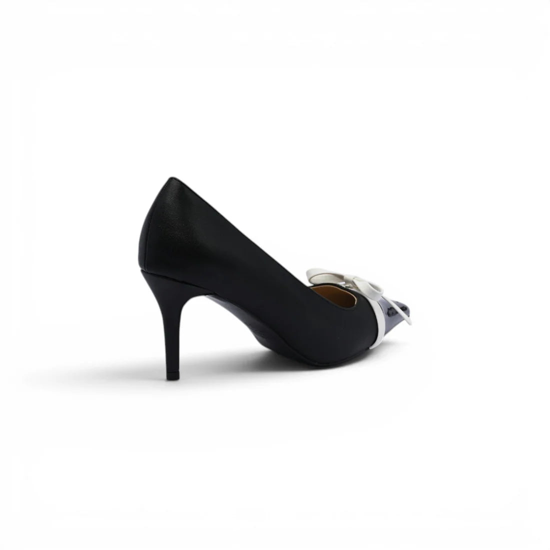 Valentino Garavani Bepointy Pumps Heels Woman V257 Black