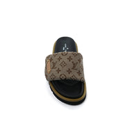 Louis Vuitton Pool Pillow Flat Comfort Mule Woman 123988 Khaki