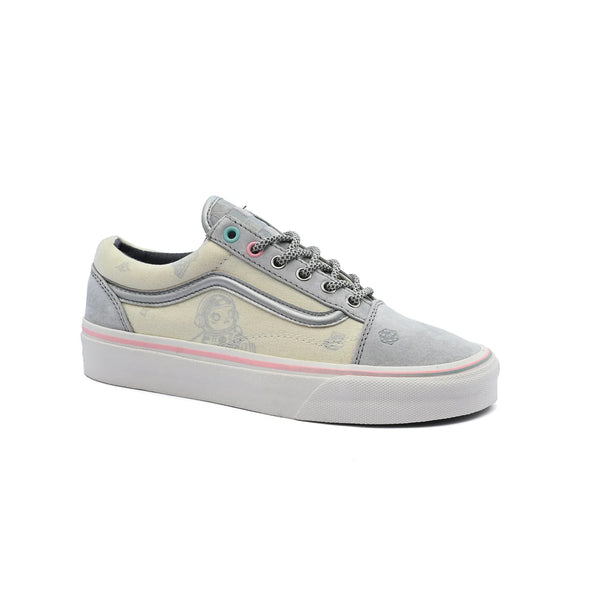 Vans X Space Molly Old Skool Shoes Woman D3HY28 Baby Blue