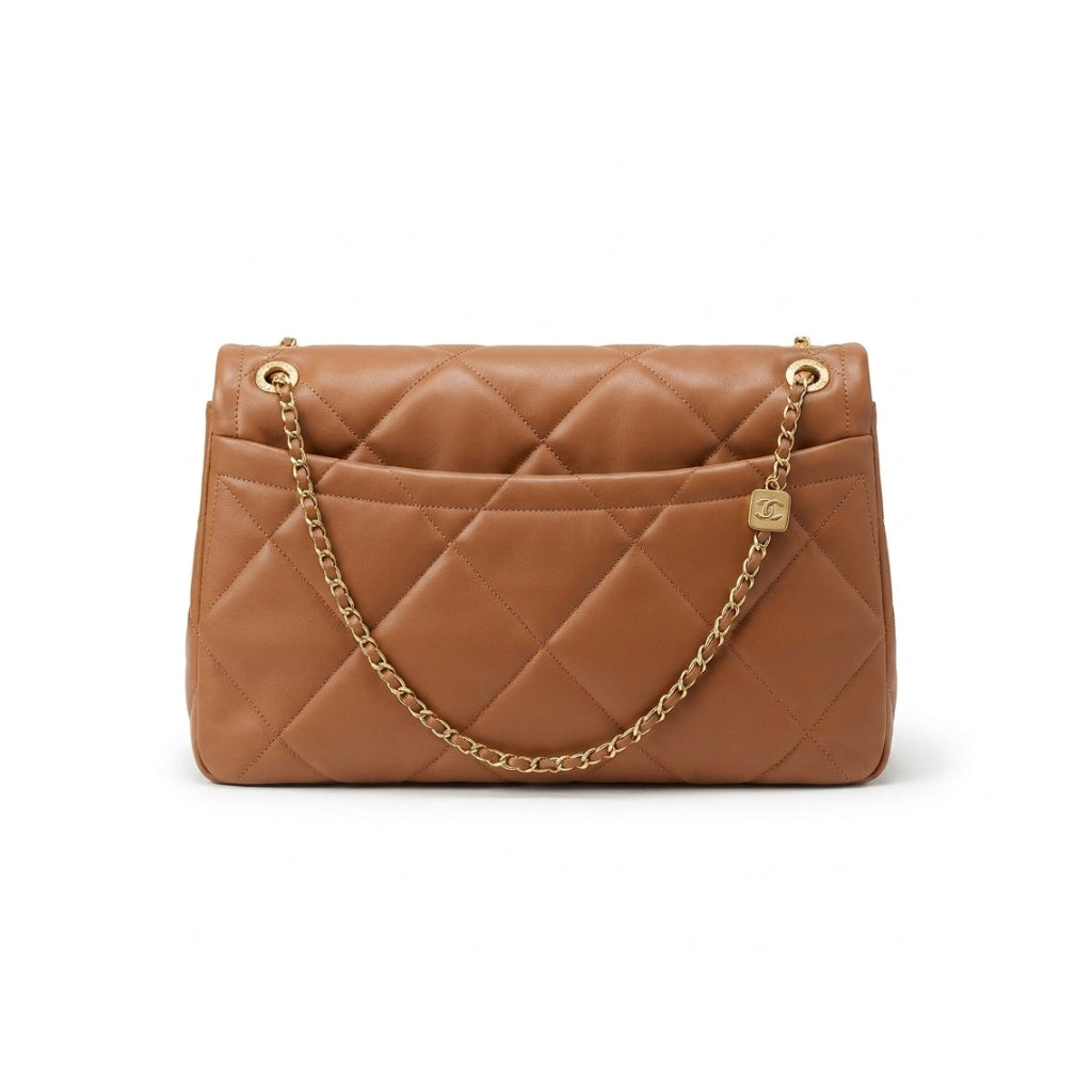 Chanel Maxi Handbag in Lambskin Leather Length 25 cm - Width 40 cm Mirorr Woman AP5678 Havan