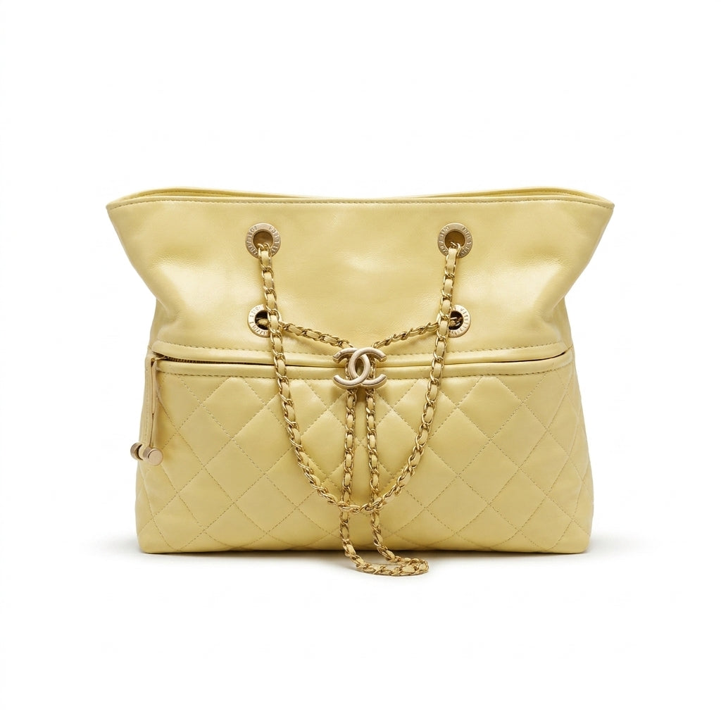 Chanel Quilted Leather Drawstring Shopping Tote Bag Mirror Woman Length 25 cm - Width 30 cm AS6111 Yellow