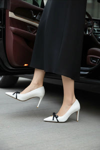 Valentino Garavani Bepointy Pumps Heels Woman V257 White