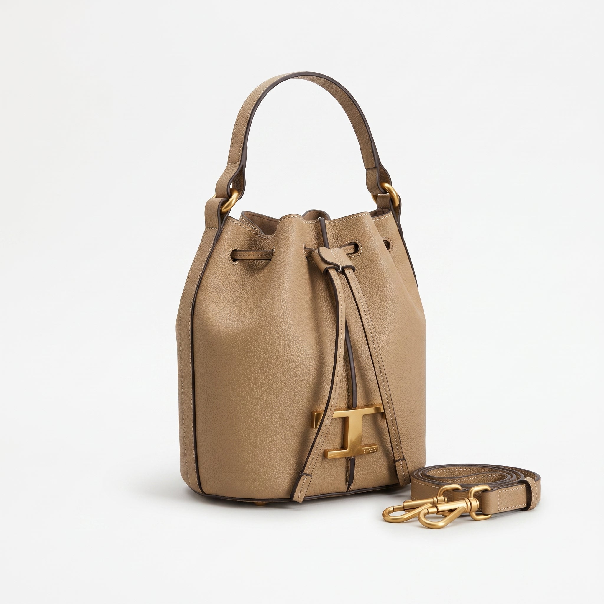 Tod's Bucket Bag with Charm – Dimensions: 20 cm (length) x 20 cm (width) Woman 8817 Beige